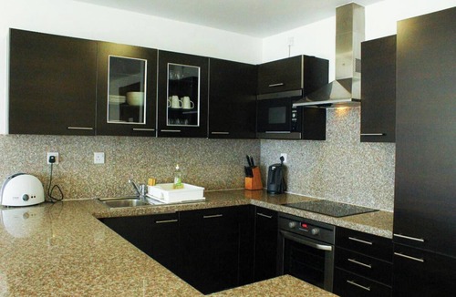 As Sifah Apartment | Spacious 3-Bedroom Luxury Living