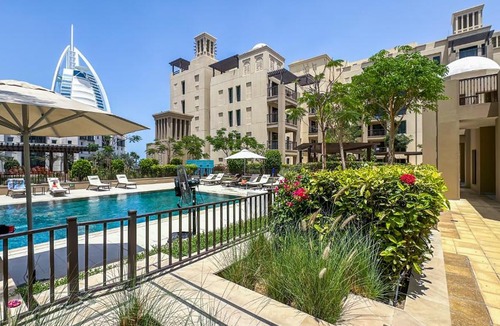 Umm Suqeim 3 Apartment | Spacious 3BR in Lamtara, Burj View