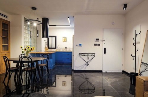 Bat Yam Apartment | Spacious 5-Room Apartment Near the Sea – Bat Yam