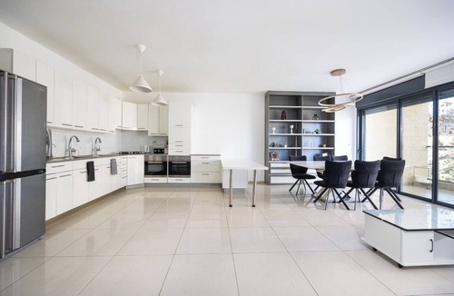 Jerusalem Apartment | Spacious and Luxury 4BR at Bayit Vegan/Ramat Sharet