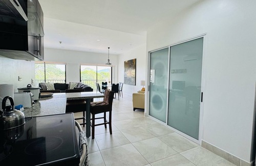 Jaco Apartment | Spacious, Family-Friendly with Stunning Breezy and Balconies.