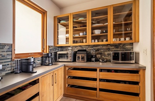Tamarindo Villa | Spacious OceanView Villa with pool, gym, rooftop jaccuzi & beachclub access