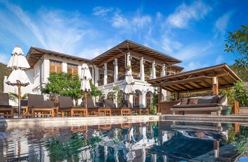Las Catalinas House | Spacious Town View with Plunge Pool, Balconies, near the Beach at Las Catalinas