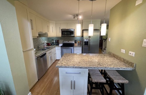 Ciudad Cariari Condo | Spectacular Golf course views. Gated. Quiet. 15 min to SJO Airport