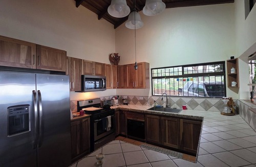 Garabito House | Splendid Isolation -3 BR in the Mountains with Sprawling Ocean Views