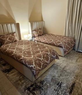 Al Majaz House | Splendid Private Rooms