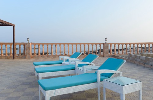 Mirbat House | Standard bungalow with two single beds, 66 m2