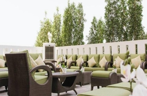 Ras Al Khaimah Apartment | Standard King Or Twin Room Near Corniche AlQawasim