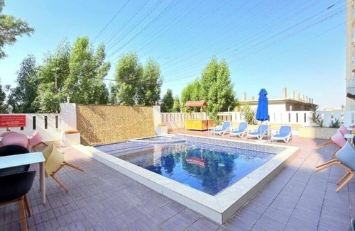 Ras Al Khaimah Apartment | Standard King Or Twin Room Near Gardenia Centre
