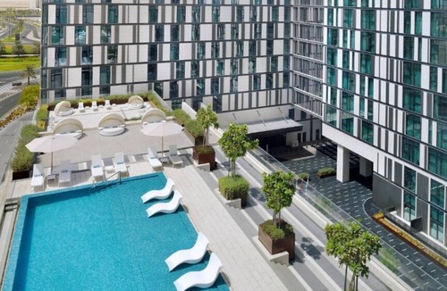 Dubai World Central House | Standard Room Near Makhtoom Airport Ab