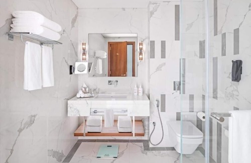 Dubai World Central Apartment | Standard Room Near Maktoum Airport By E R