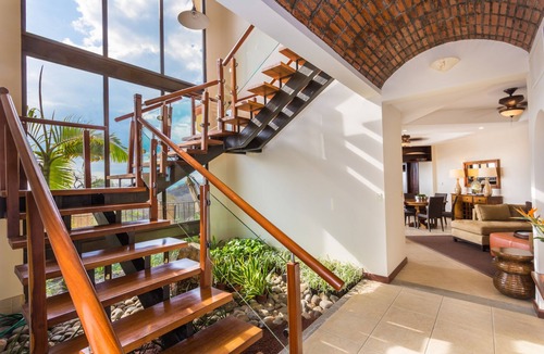 Coco House | Standout Luxury Ocean View Villa