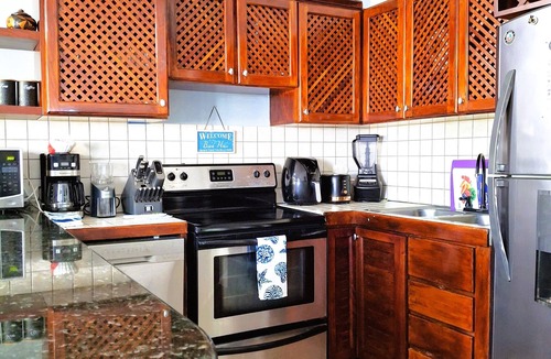 Jaco Condo | Stay right on the Beach! Entire 2 Bedroom/2 Bath Oceanfront Condo in Jaco!