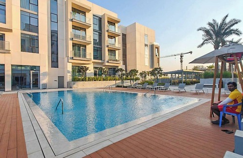 Al Safa Apartment | StayShort - Elegant unit in Al Wasl sleeps 4 with Canal Views