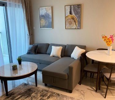 Dubai Apartment | StoneTree - Cozy and Modern 1 BR