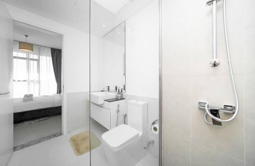 Dubai Apartment | StoneTree - Furnished 2BR with floor-to-ceiling window