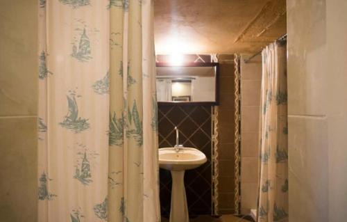 Madaba Hostel | Student House