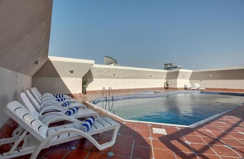 Al Mankhool House | Studio Apartment Near by Day To Day Al Karama