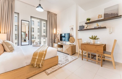 Dubai Apartment | Studio Near the Community Park, Only a Short Drive from Hamdan Sports Complex