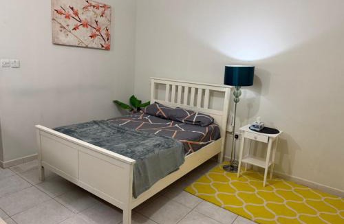 Al Khalidiyah Apartment | Studio Room with Private Bathroom & kitchen