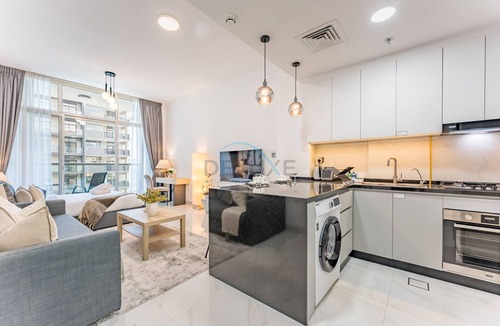 Al Barsha Apartment | Studio with Balcony and Views, Just 20-Minute Drive to JBR Beaches
