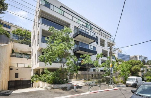 Haifa Apartment | Stunning 2BR Apartment with Ocean View in the City