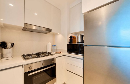 Za'abeel 2 Apartment | Stunning 2BR Skyline Stay | Full Burj Khalifa View