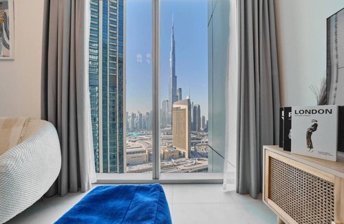 Za'abeel 2 Apartment | Stunning 2BR Skyline Stay | Full Burj Khalifa View