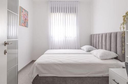 Kiryat Ata Apartment | Stunning and new 3-BR apartment