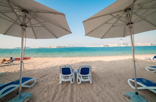 Palm Jumeirah Apartment | Stunning Apartment with pool and amazing view