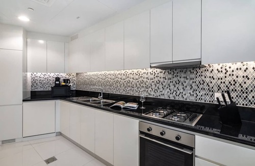 Downtown Dubai Apartment | Stunning Burj Khalifa View Apartment in Downtown