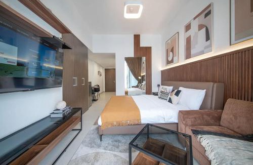Al Hamriya Apartment | Stunning Oceanfront Studio Stay - Blue Bay Walk Pool & Gym