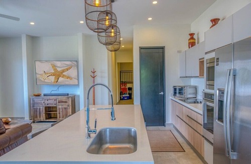 Coco House | Stylish 2-Level Villa | Ocean Views + Club Access