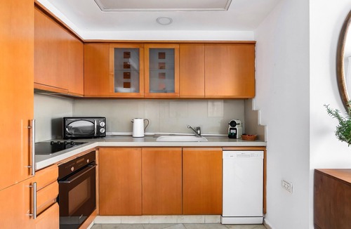 Tel Aviv Promenade Apartment | Stylish Apt w Skyline View Balcony By Sea N' Rent