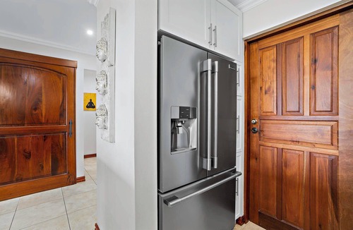 Playa Flamingo Condo | Stylish Flamingo Condo with Ocean Views, Renovated Kitchen & Walkable Beach Access