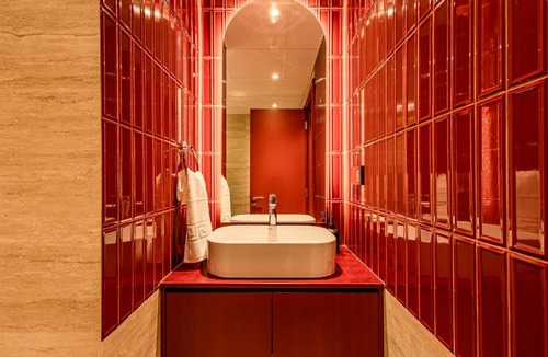 Bur Dubai Apartment | Stylish Luxury in the Heart of DIFC