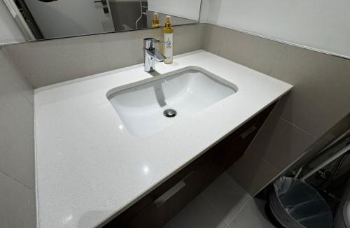 Dubai Apartment | Stylish Poolside Stay Brand New Interiors
