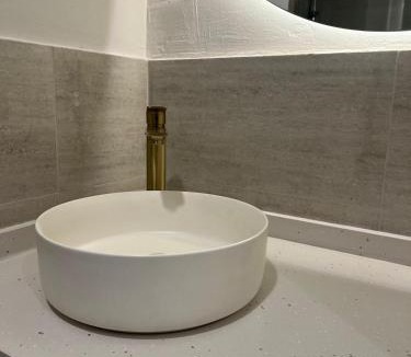 Masdar City Apartment | Stylish Stay Near Airport & Yas Island