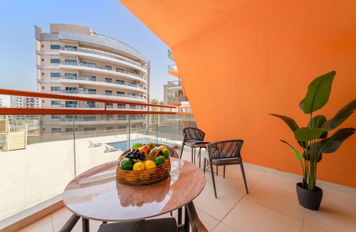 Dubai Apartment | Stylish Studio with Pool View in Silicon Oasis
