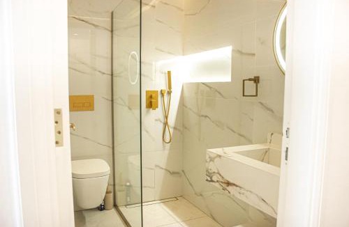 Al Hamra Village Apartment | Stylish Two-Bedroom Apartment Overlooking the Sea by Hala Homes