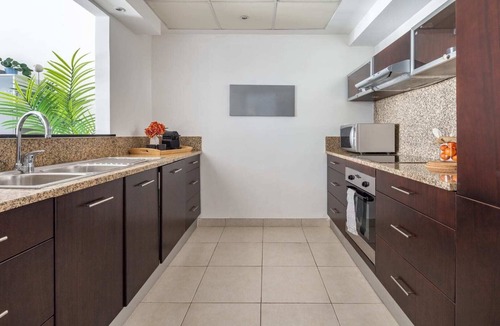 Jumeirah Beach Residence Apartment | Stylish & Vibrant 1BR Apartment in Dubai Marina