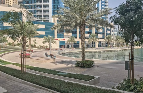 Jumeirah Beach Residence Apartment | Stylish & Vibrant 1BR Apartment in Dubai Marina