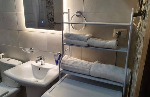 Al Jubeiha Apartment | Suad Apartment Lovely 1-bedroom apartment in peaceful Amman