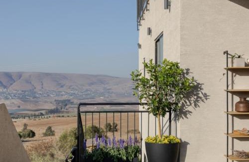 Poriya Illit Villa | Sun Circle - וילה יוקרתית עם בריכה מול הכנרת