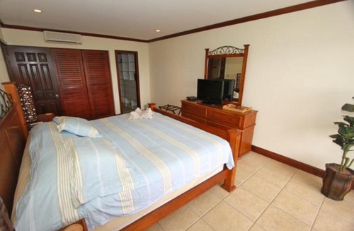 Playa Flamingo House | Sunset Heights 402