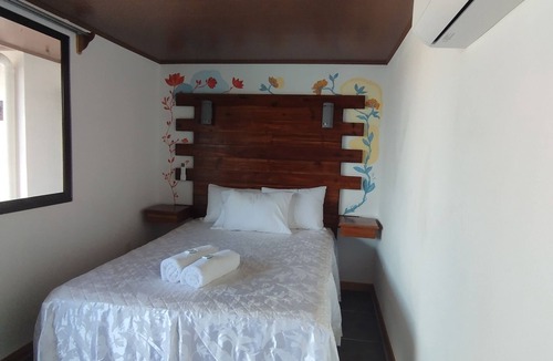 Cobano Hostel | Sunset Hotel Café y Restaurante