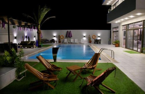 Al-Maghtas House | Sunshine Chalet