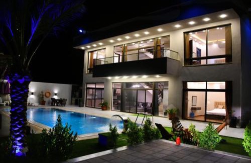 Al-Maghtas House | Sunshine Chalet