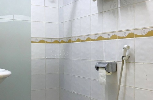 Muscat Hotel | Super OYO 151 Manam 2 Hotel Apartment