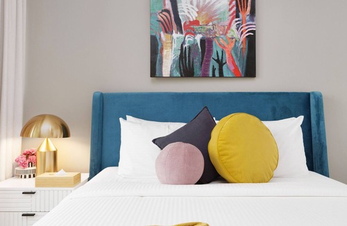 Business Bay Apartment | Superior Apt in Business Bay w/ Dubai Canal Views